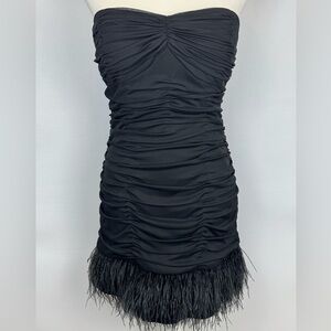 Guess Strapless Bodycon Mini Dress Black Ruched Feather Hem Size 6 Going Out